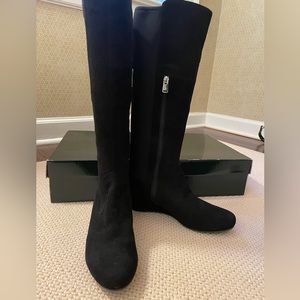 Rockport wedge boots size 8.5